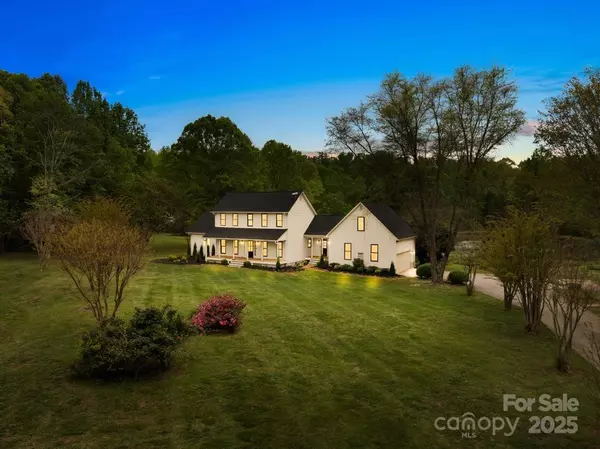 Statesville, NC 28625,170 Della DR