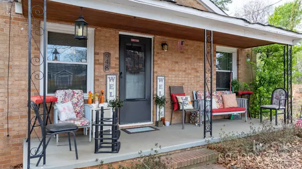 Hickory, NC 28602,948 3rd Street CT SW