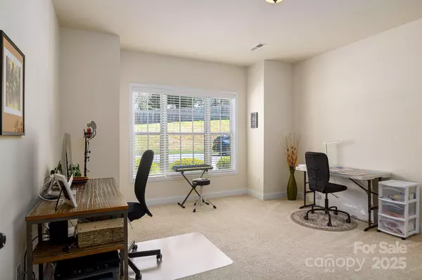 Winston Salem, NC 27127,345 Collingswood DR