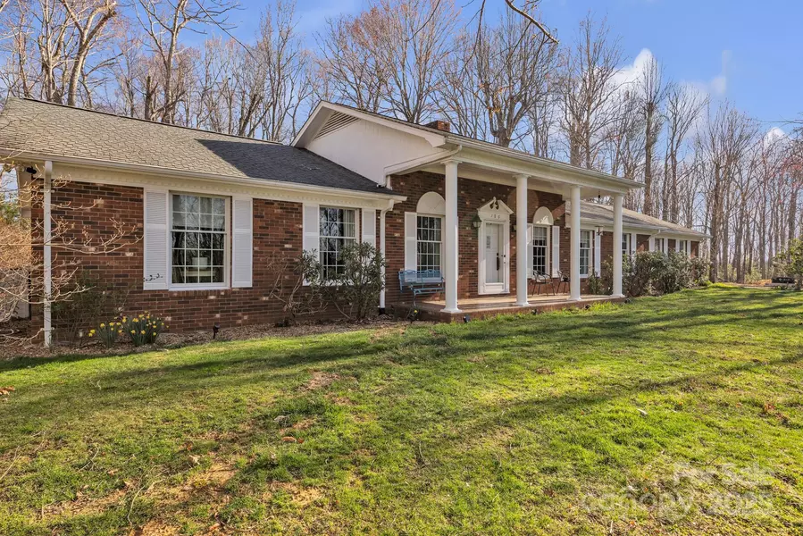 186 Witherspoon HTS, Jefferson, NC 28640