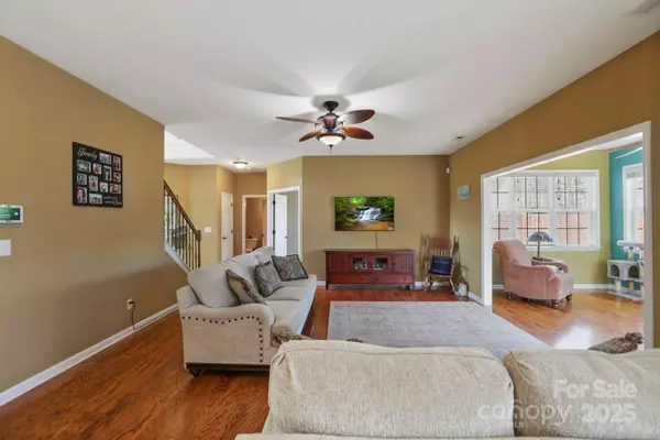 Fletcher, NC 28732,243 Wildbriar RD