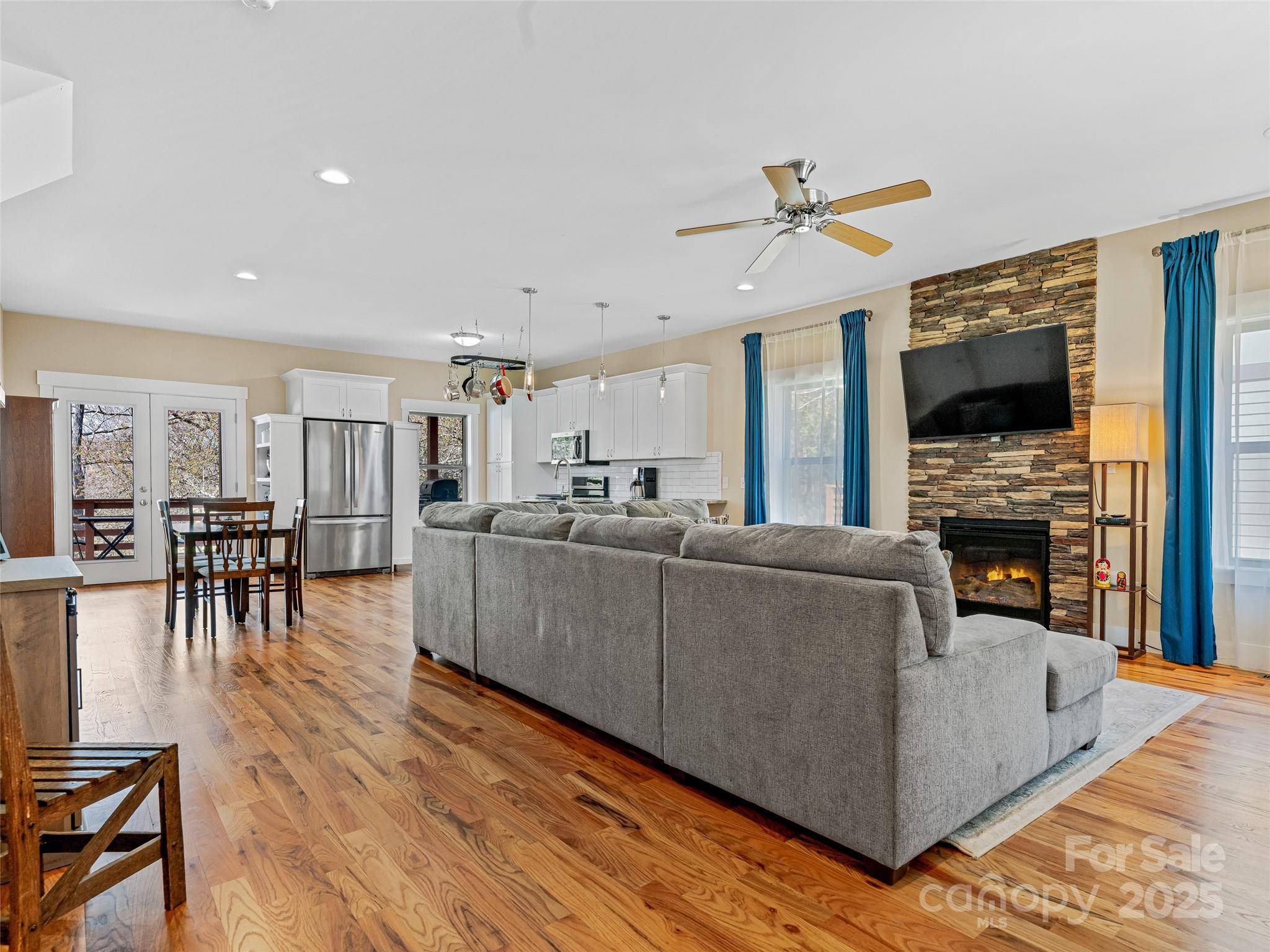 Asheville, NC 28801,219 Westover ALY