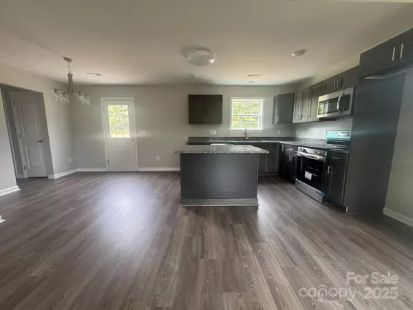 Pageland, SC 29728,31822 Hwy 9 HWY #11