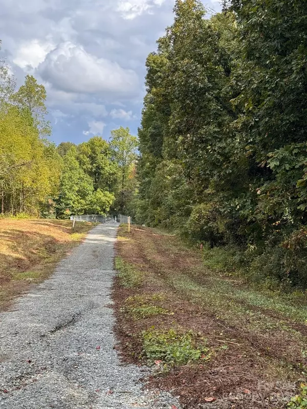 Charlotte, NC 28216,2015 C AVE