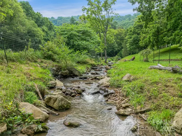 Marshall, NC 28753,2670 E Fork RD
