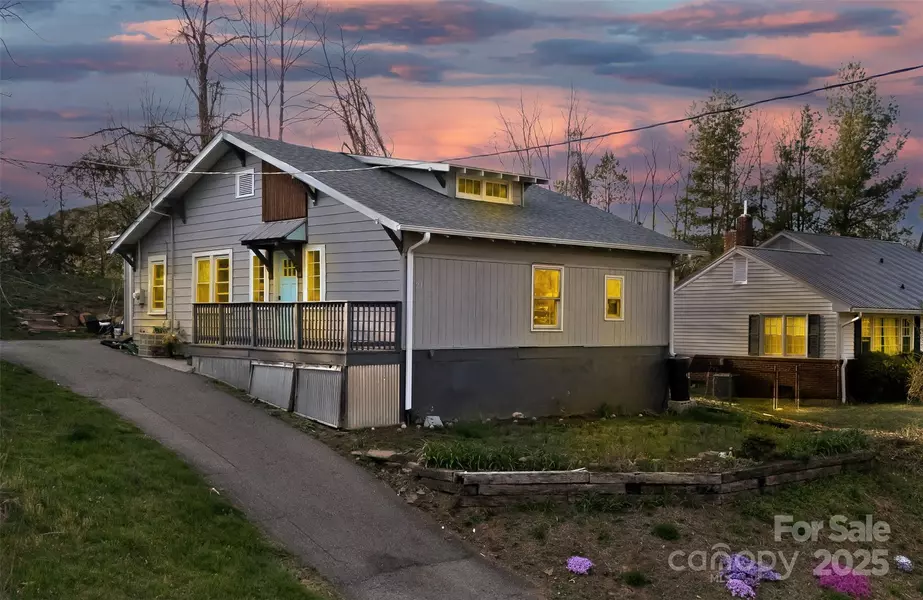 21 Hilldale RD, Asheville, NC 28803
