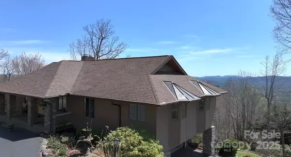 Hendersonville, NC 28739,300 Roberts DR