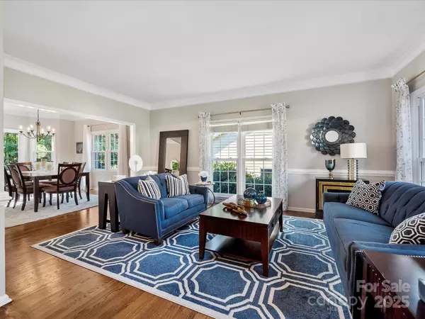 Charlotte, NC 28277,6325 Hawkwood LN