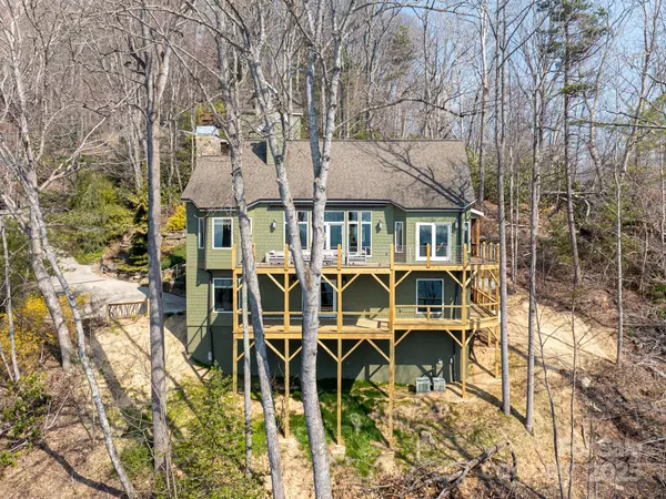 Asheville, NC 28803,5 Powder Ridge DR