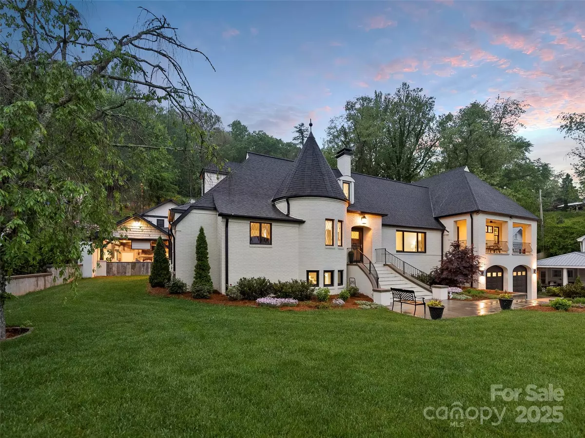 Sylva, NC 28779,117 Jackson ST
