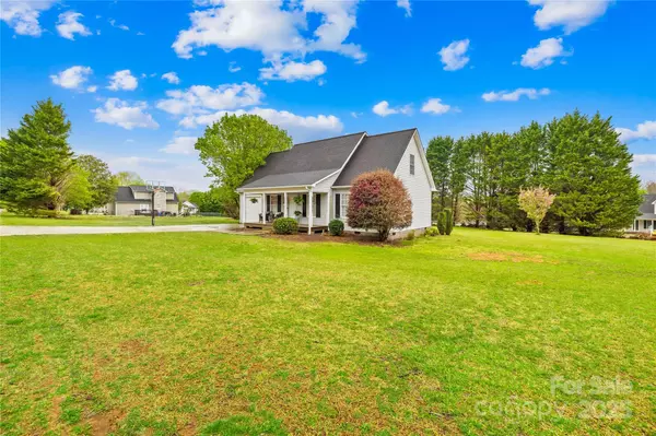 Ellenboro, NC 28040,159 Dakota ST