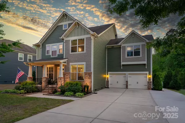 2220 Gallberry LN, Waxhaw, NC 28173