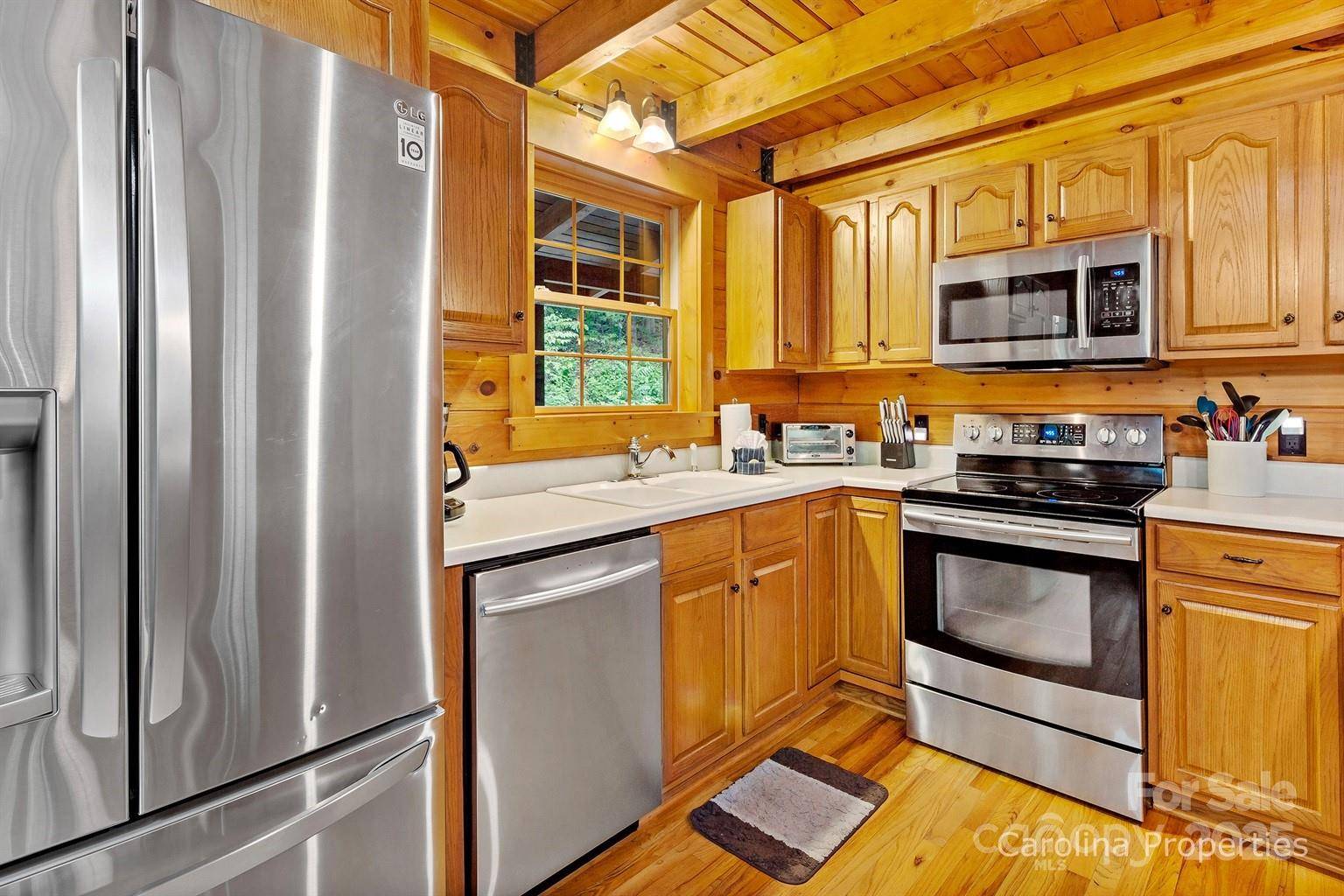 Lake Lure, NC 28746,501 Bolt RD