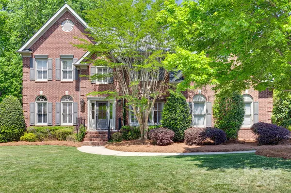 6804 Riesman LN, Charlotte, NC 28210