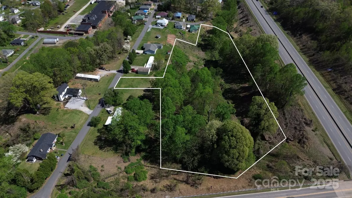 Marion, NC 28752,16 Hoyle ST #16