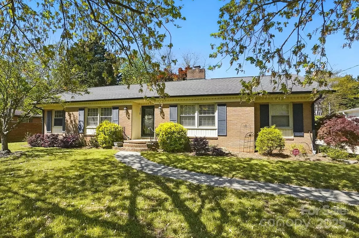 Kannapolis, NC 28081,110 Tanglewood DR