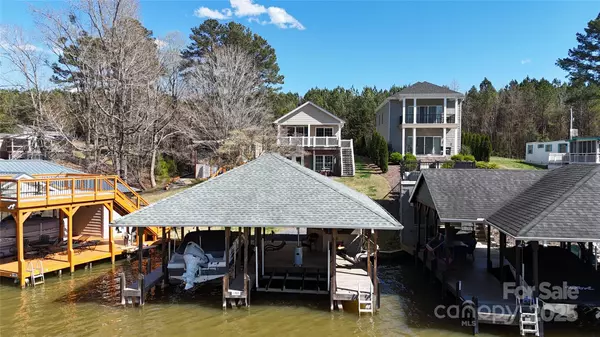 Mount Gilead, NC 27306,582 Springwood DR #32