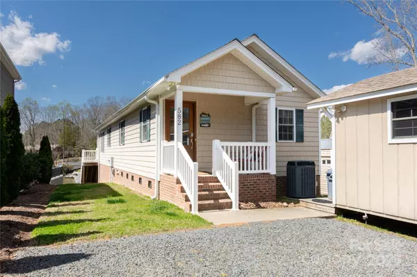 Mount Gilead, NC 27306,582 Springwood DR #32