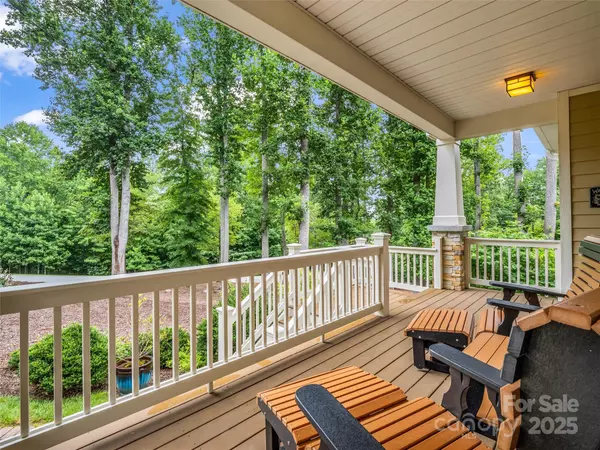 Hendersonville, NC 28739,349 Monarch RD