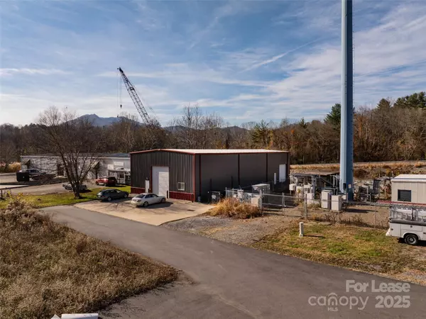 Waynesville, NC 28786,80 Allegiance LN #A-1C