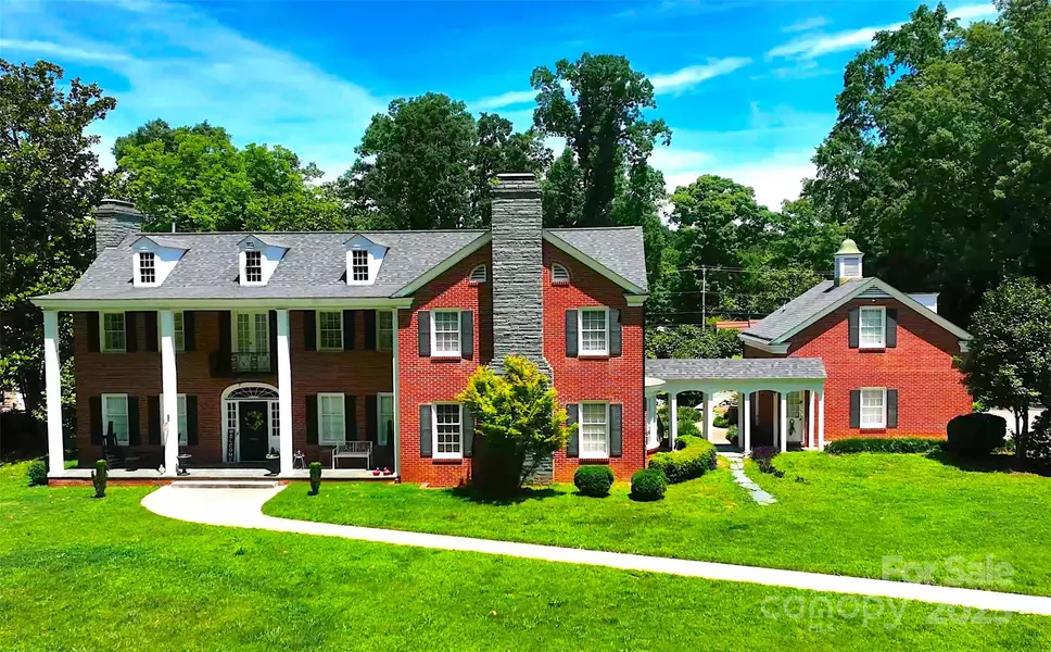 1035 Pee Dee AVE, Albemarle, NC 28001