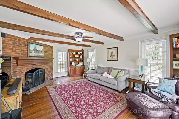 469 Augusta DR Statesville, NC 28625