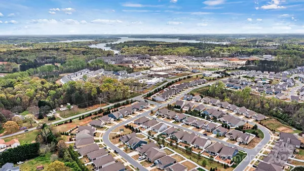 Sherrills Ford, NC 28673,7850 Fountaingrass LN