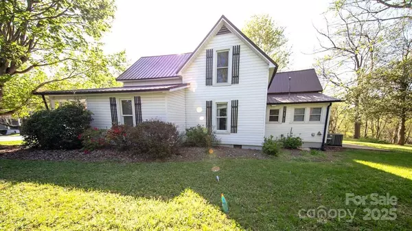 Granite Falls, NC 28630,216 S Main ST