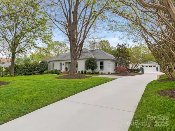 Charlotte, NC 28211,2219 Richardson DR