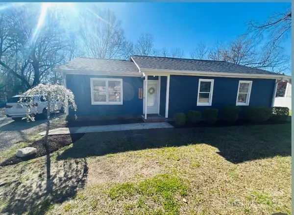 Waxhaw, NC 28173,204 S Broome ST