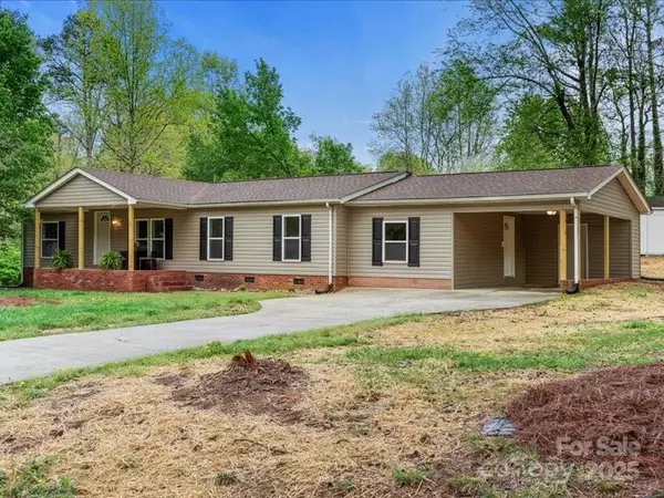 Gastonia, NC 28052,141 Hickory Creek DR