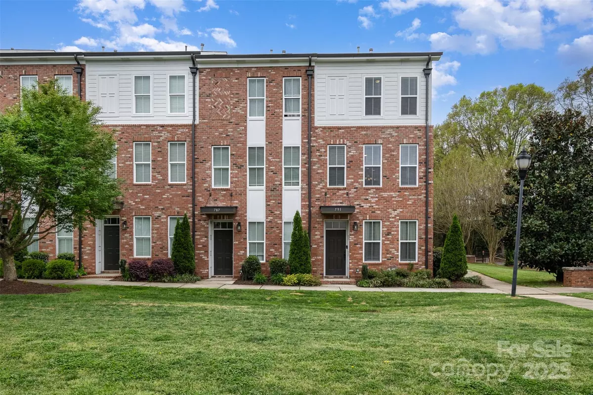 Charlotte, NC 28204,791 Seigle Point DR