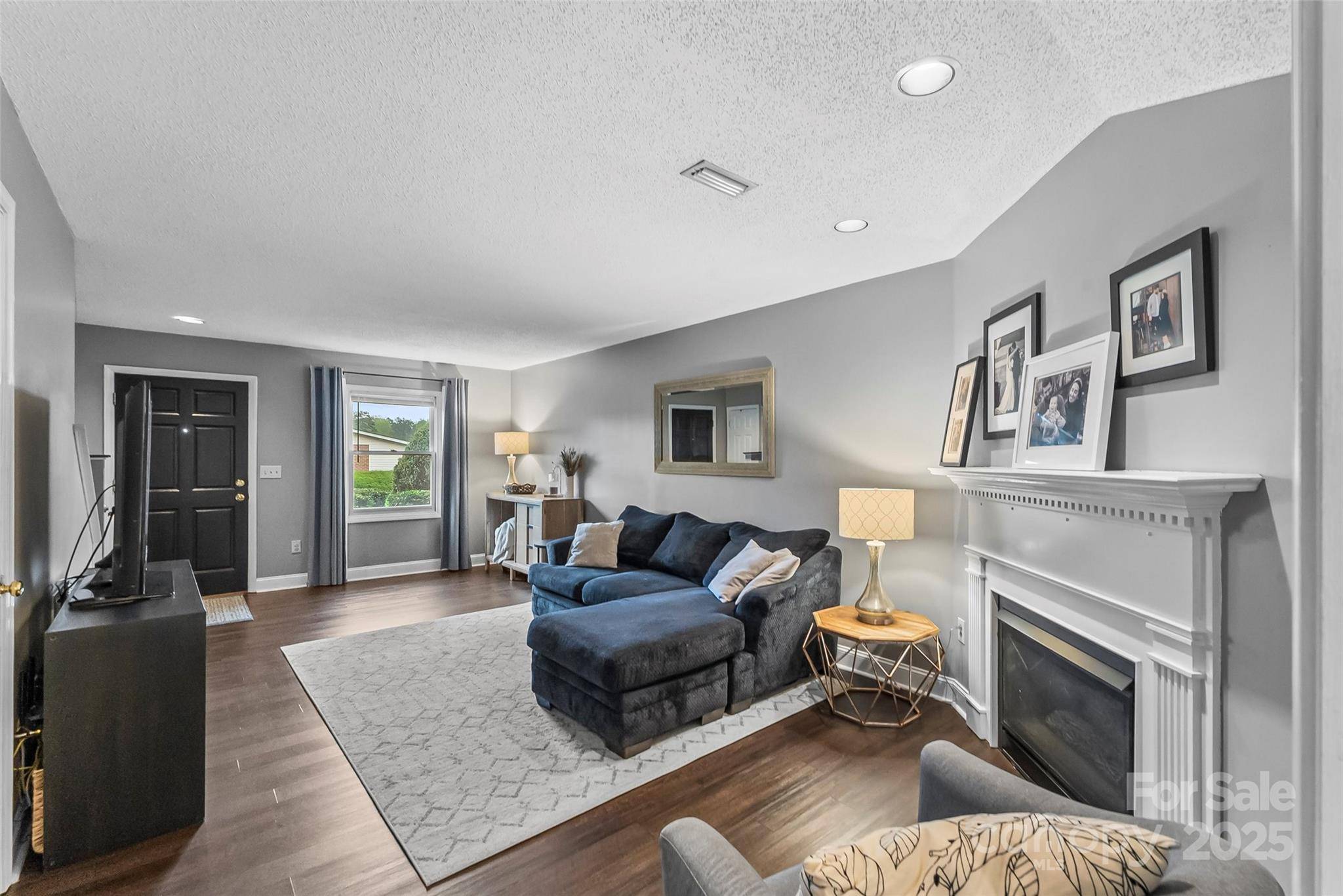 Hickory, NC 28601,743 21st AVE NE