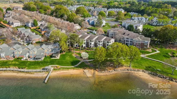 Cornelius, NC 28031,7836 Village Harbor DR