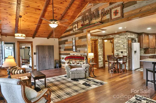 Hays, NC 28635,485 Buck DR