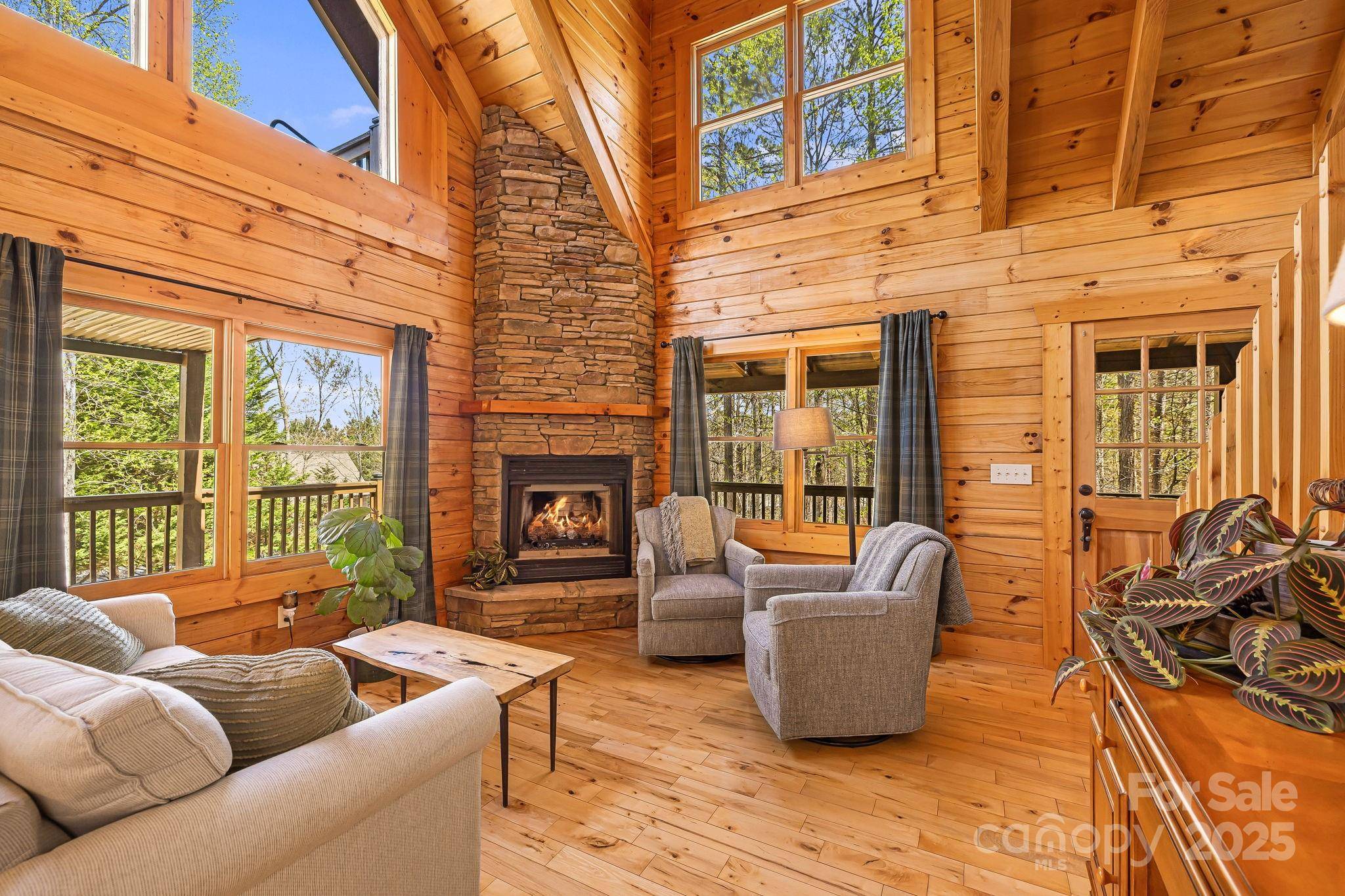 Nebo, NC 28761,447 Hidden Lake Pkwy