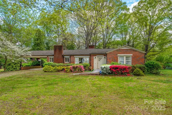 Statesville, NC 28677,252 Stamey Farm RD