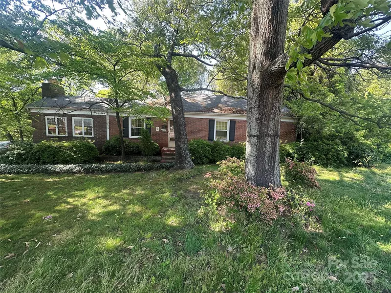 4301 The PLZ, Charlotte, NC 28205