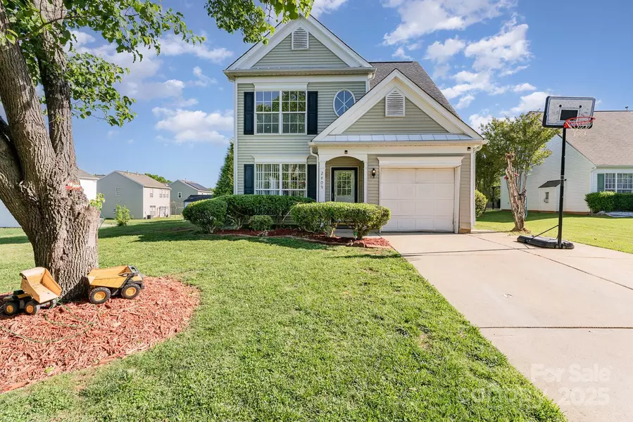 2409 Deberry CT, Charlotte, NC 28213