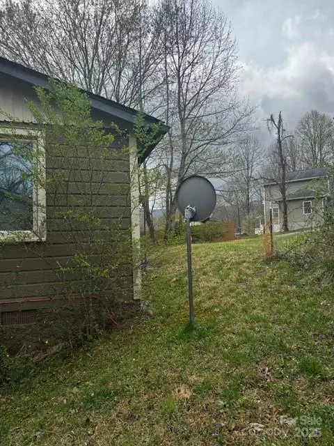 Black Mountain, NC 28711,103 Gragg ST