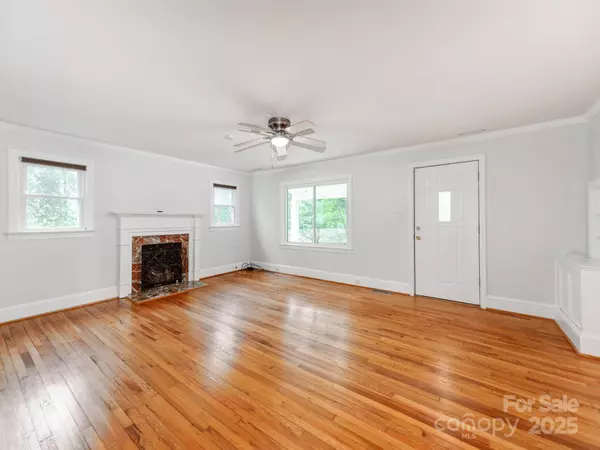 Statesville, NC 28677,1113 Gregory LN