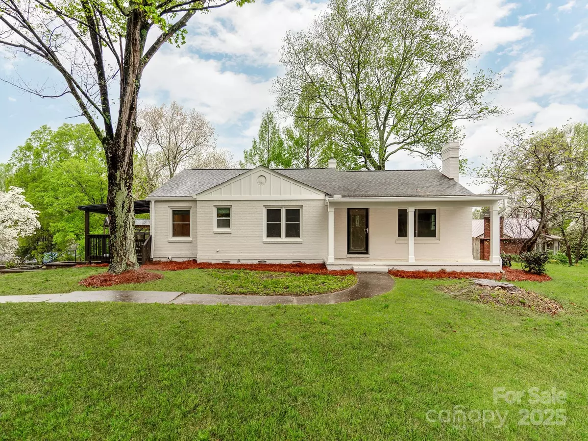 Statesville, NC 28677,1113 Gregory LN