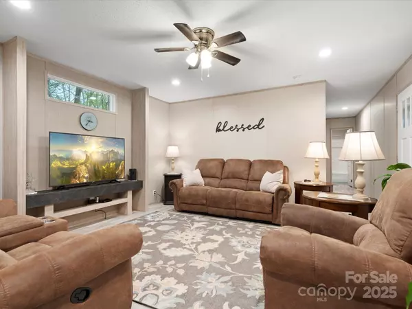 Shelby, NC 28152,2234 Emerald Mine RD