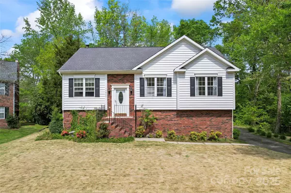 Pineville, NC 28134,12822 Diamond DR