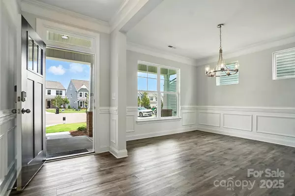 Charlotte, NC 28213,2017 Embassy CT #51