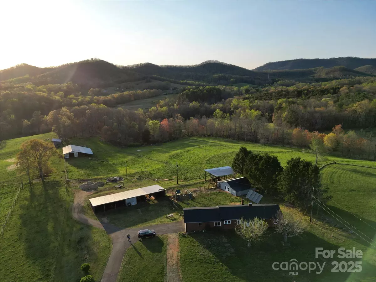 Taylorsville, NC 28681,5373 NC Hwy 16 HWY N