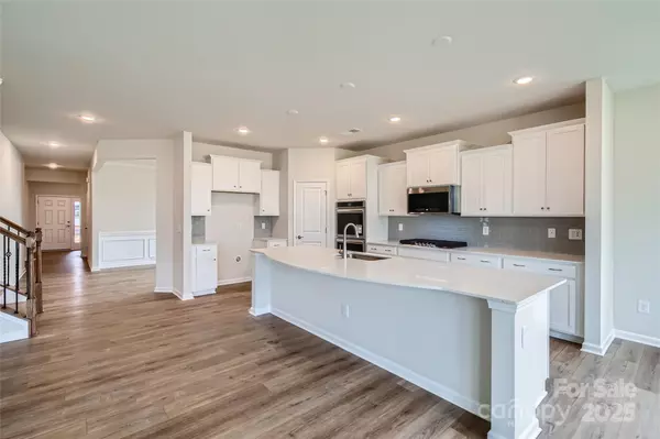 Fort Mill, SC 29715,1996 Copper Path DR