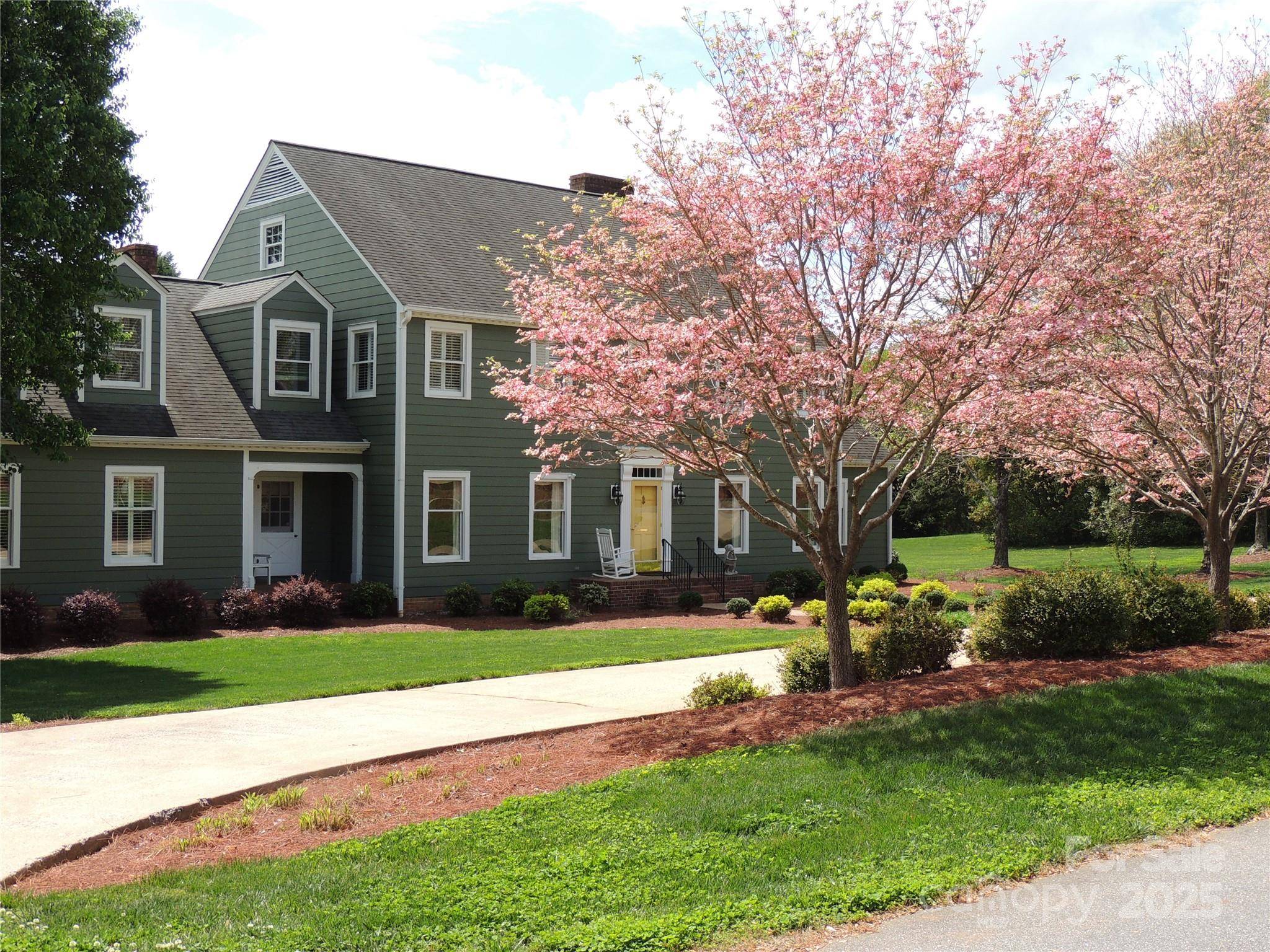 178 Watkins DR, Forest City, NC 28043