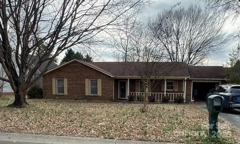 112 Juanita DR, Pineville, NC 28134