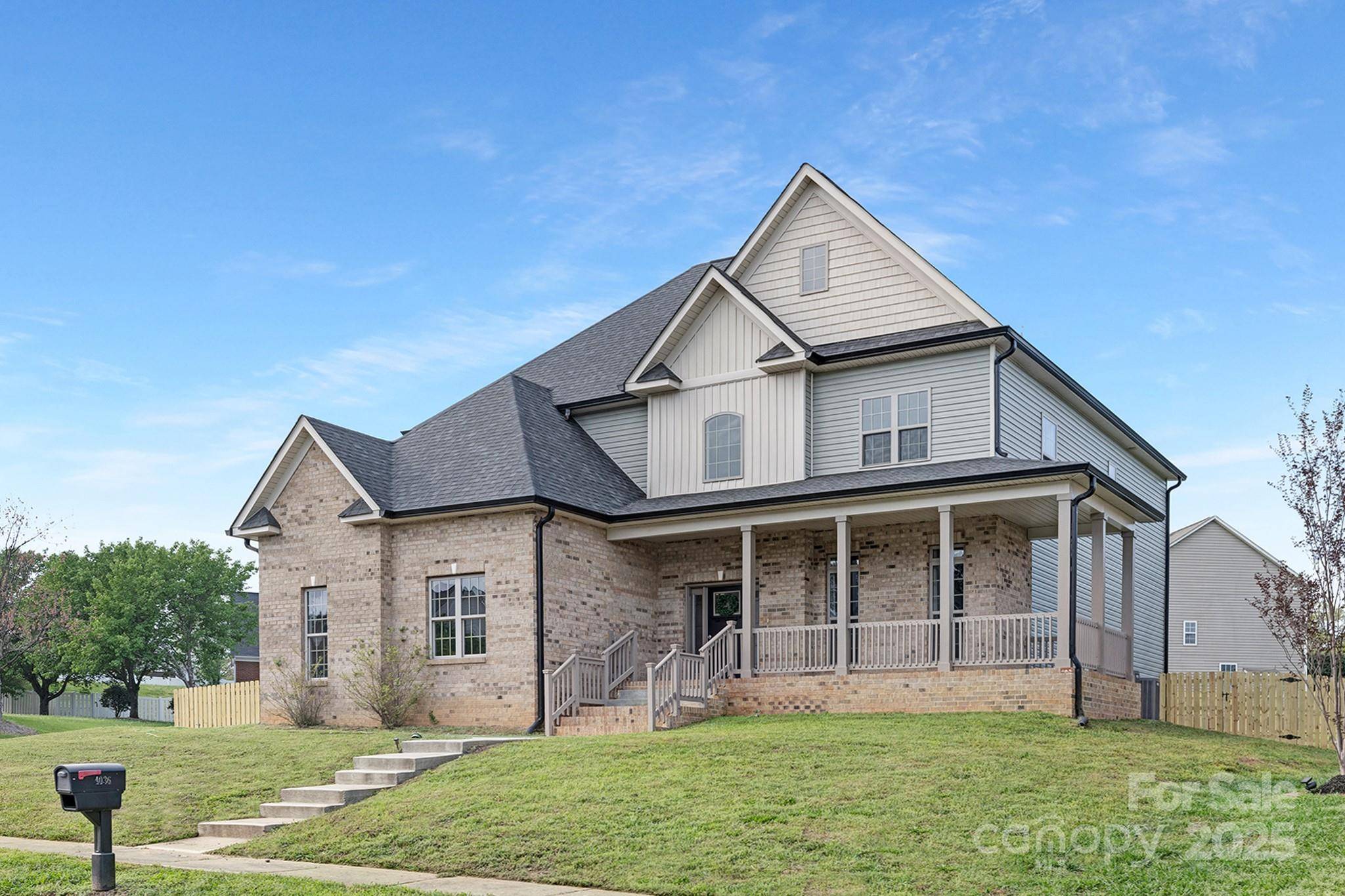 Charlotte, NC 28269,4036 Meadowview Hills DR #7